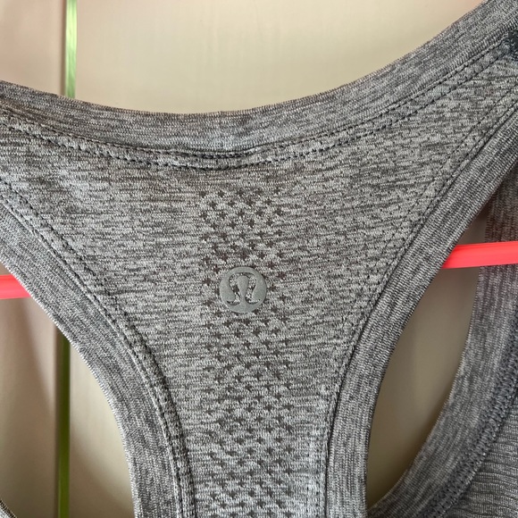 Lululemon swiftly tech tank - Picture 4 of 4